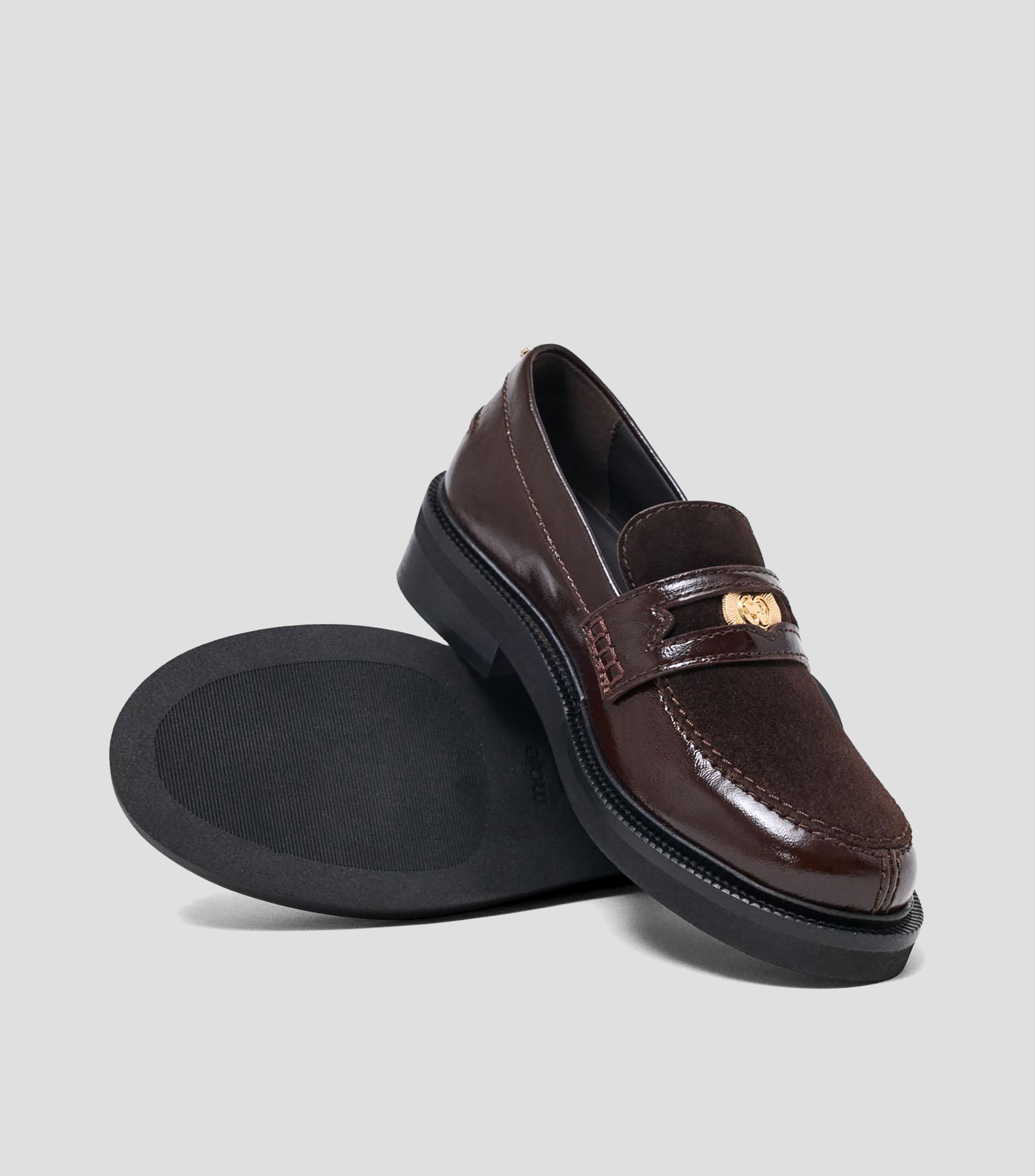Mocasines de piel con tacón medio y ancho Mujer